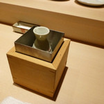 和食嘉肴 うす井 - 熱燗で一杯