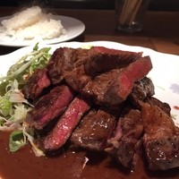 キャトルラパン　神戸三宮 - 行列店のステーキランチ( ´ ▽ ` )ﾉ360g（２枚分）でライスとスープ付きで¥1300ポッキリ✨