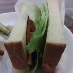 Raku Purasu - BLT サンドイッチ
