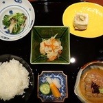 うち山 - 鯛茶漬け1,620円