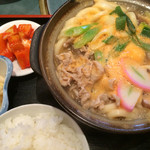 元祖 平壌冷麺屋 - ド定番＝みそ煮込みうどん[豚肉]定食