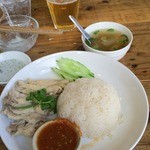 バンコック ポニー食堂 - カオマンガイ900円