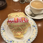ShinbashiBAKERY plus Cafe - ベーコンバーガー(開封前)