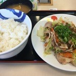 松屋 - 冬野菜炒め定食
