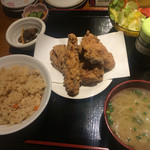 博多若鳥 - 定食セットと黒から。