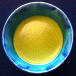 玉泉庵 - 抹茶が泡立てられています、茶器も其々変えてます