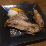 Yakitori Chanko Dosukoi - ブリカマの塩焼き