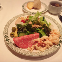 ロウリーズ・ザ・プライムリブ 恵比寿ガーデンプレイス店 - 