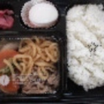 ほっかほっか亭 - 料理写真:すき焼き弁当うどん入り。