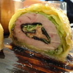 ビストロ ダイア - ペドロ―（ヤマウズラ）と、フォアグラとトリュフと縮緬キャベツが重層構造になって、さらにパイ包み焼き(^o^)