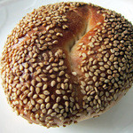 ビアリー(胡麻)