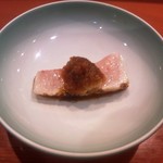 高鮨 - 鰤炙りと辛味大根