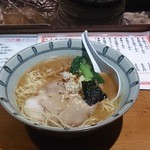 らーめん工房 胡山 - 醤油らーめん