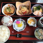 Sanrapo Murakumo - 和定食865円