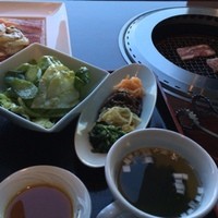 叙々苑 有楽町マリオン店 - 付け合せも美味い！