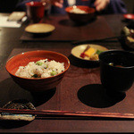 玉峰館 - お食事 『 春色 』 碓井豆 黒米 真鯛 お米は山形県産のつや姫☆