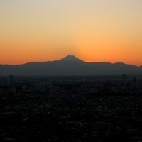 叙々苑 恵比寿ガーデンプレイス店 - 天気と席次第では富士山だって拝める。