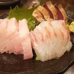 飲んべぇ食堂 らくだ屋 - 刺身三点盛り