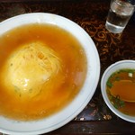 新華苑 - 大好きな、天津飯７８０円。