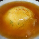 新華苑 - 透明感のあるトロっとした餡が良いんですよね。