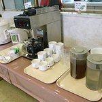 平和台ホテル天神 - ご飯のお代わりとコーヒーはセルフサービスです