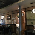 そば八 - 店内