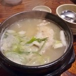 韓国家庭料理 扶餘 - 半鶏湯　これは外せません。