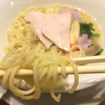 銀座 篝 - 鶏白湯SOBA(並)の麺