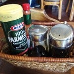 喫茶ロード - 調味料たち