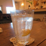 カフェ・サンクチュアリ - レモンスカッシュ