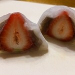 平安堂梅坪 - いちご大福