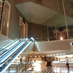 キュイジーヌ[s] ミッシェル・トロワグロ - ホテルロビー