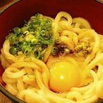 手打ちうどん 衣笠 - 釜玉