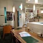 オステリア・アンコーラ - 店内①♪