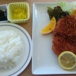 ファミリーレスト樹の実Ⅱ - ジャンボとんかつ定食ドリンク付き(税込み1800円)