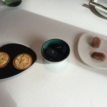 キュイジーヌ[s] ミッシェル・トロワグロ - はじまりの一品