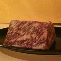 赤身焼肉 かるびあーの 新橋店 - 芯ロースブロック270ｇ