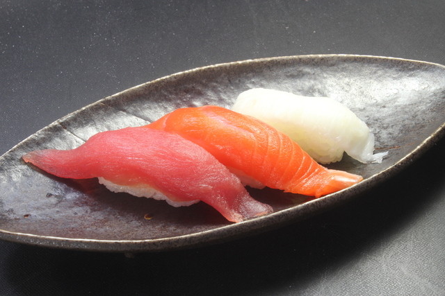 回転寿し 旬楽 柳町店（しゅんらく） - 沼ノ端（回転寿司）の写真