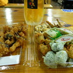 ひろめ市場 - うつぼの天ぷら、天ぷら盛り合わせ、生ビール