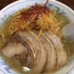 手打ラーメン 栄楽 - 塩チャーシュー