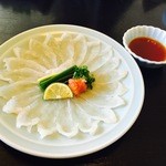 日吉苑　食事処魚半 - てっさ