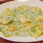 (La Fabbrica Della Pasta) Quel - 自家製スモークサーモンとジャガイモのラビオリ、生のりクリームソース