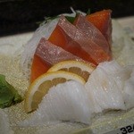 ちょっとミーハーにサーモン＆エンガワ♪