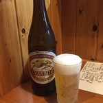 Shunsai Bishu Chidori - 瓶ビール参度注ぎ