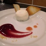 ビストロ サイトウ - クレメダンジュ（クリームチーズムース）