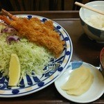 ひよどり亭 - ひれミックス定食