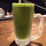 焼鳥どん - みどり屋の最高級抹茶を使った抹茶ハイ。