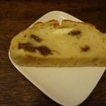 モグモグ - 2016/2 クリームチーズと白いちじくのパン