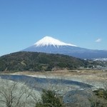 道の駅 富士川楽座 - レストランのテーブルからの景色です！