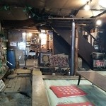根石岳山荘 - 受付、食堂
